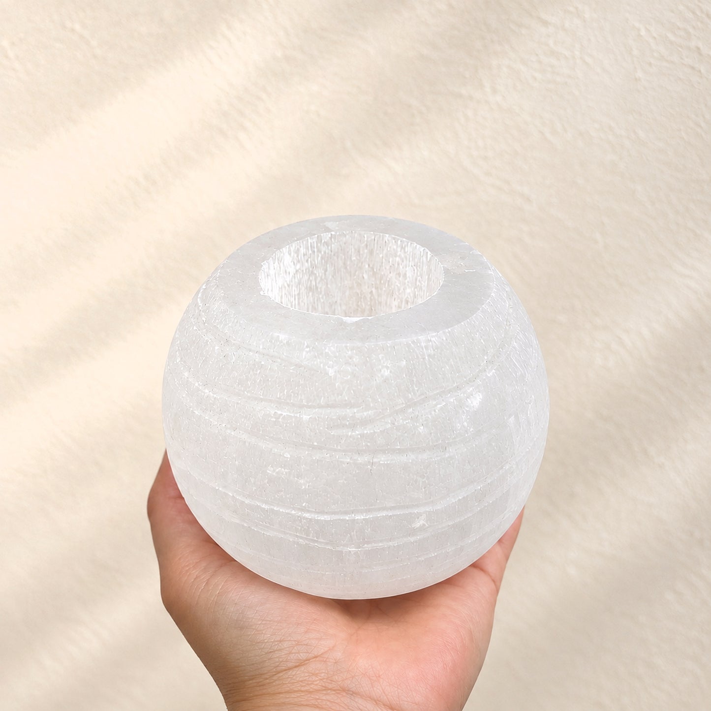 Selenito žvakidė Snow Ball  8x8 cm
