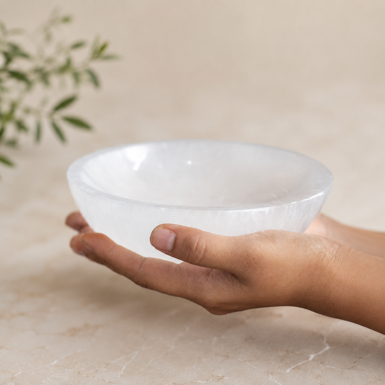Selenite round bowl 15 cm