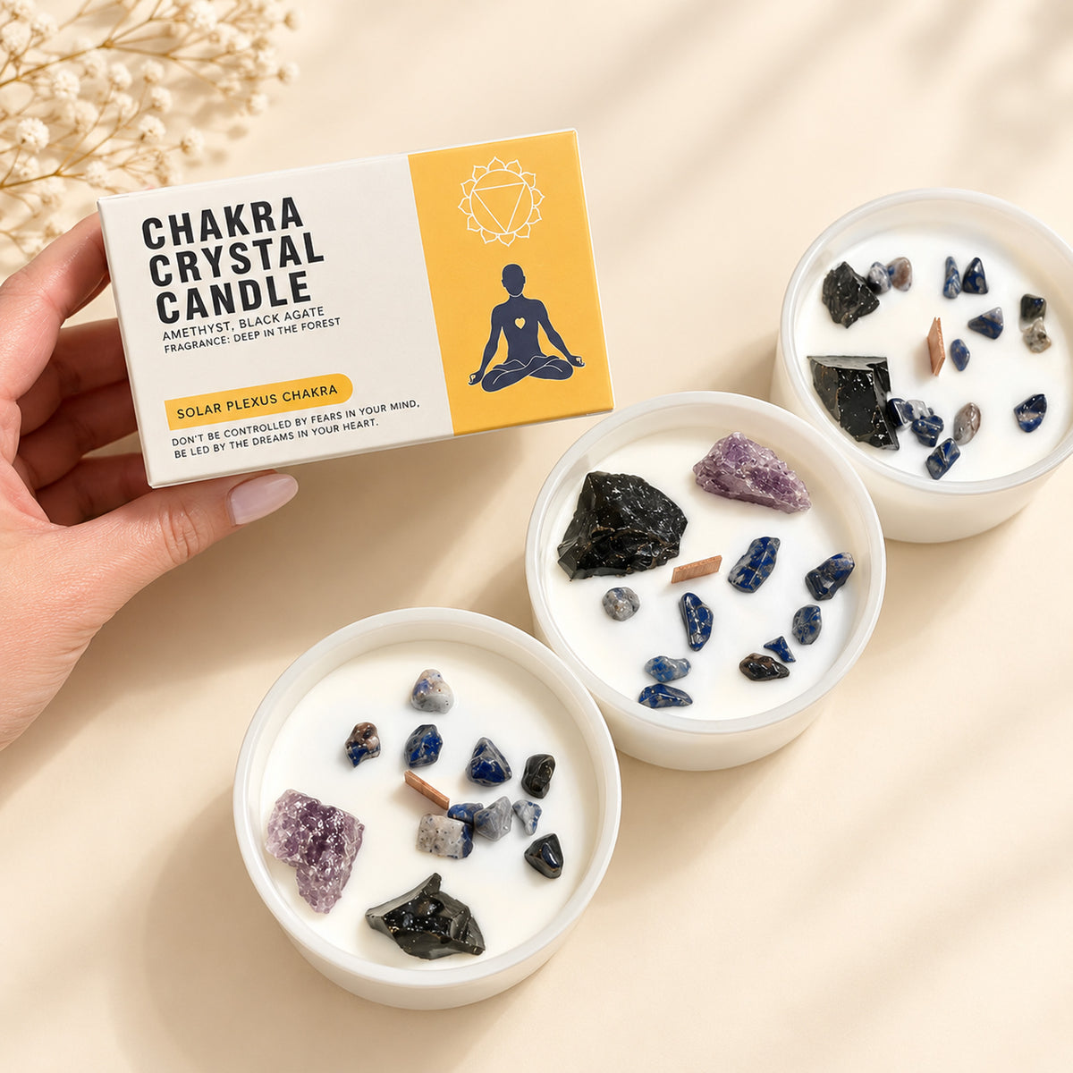 Kvepianti kristalų sojų vaško žvakė „Solar Plexus Chakra“ – vidinė galia ir pasitikėjimas